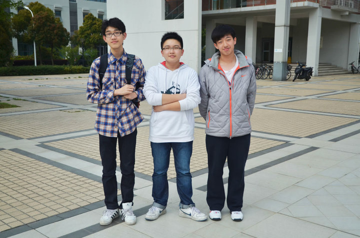 JI Students Win First Prize in Shanghai Mathematical Contest in Modeling