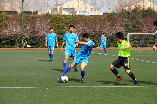 密西根学院足球队连续第二年进入上海交通大学希望杯足球赛四强