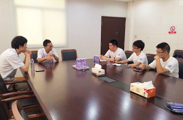 团队2：学生实践团队访谈北蔡社区卫生服务中心的管理人员_副本