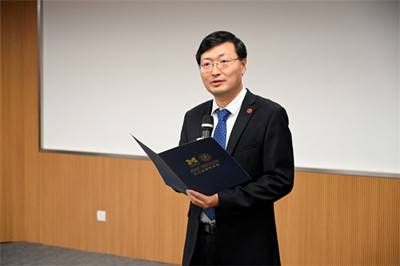 密西根学院召开全院教职工大会