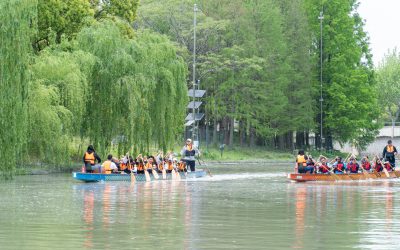 My Campus Life | Bangladeshi student rows dragon boat on SJTU campus