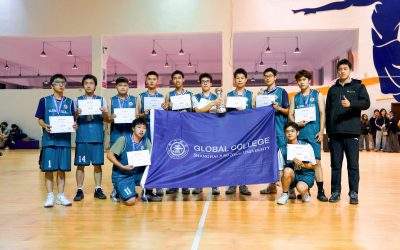 荣誉 | 浦江国际学院男篮获2025年学校“新生杯”亚军!